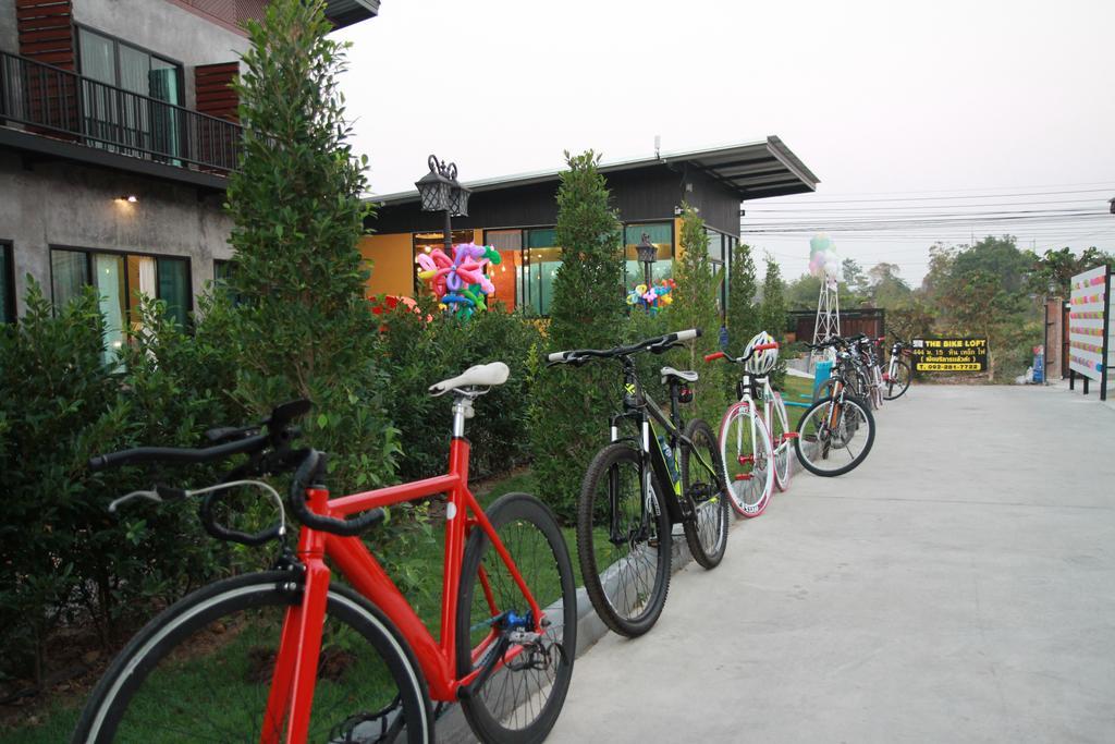 The Bike Loft Family Hostel HHQ Exterior foto